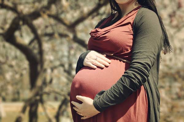 5 Steps to Letting Go of Body Shame in Motherhood